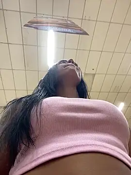 Snapshot of Elamesmamorena chatting on February 16, 2026, 10:07 pm Elamesmamorena online show from February 16, 2026, 10:07 pm