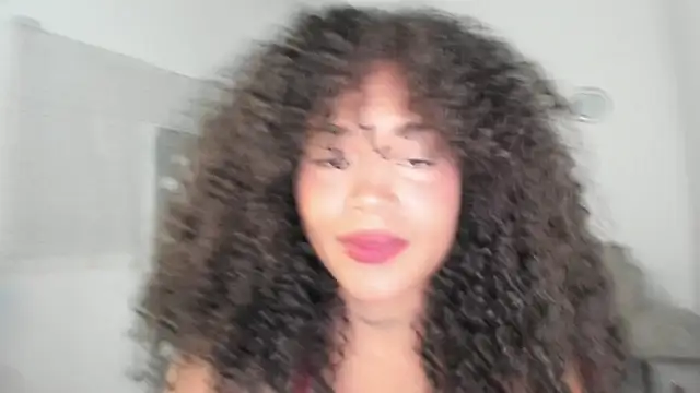 Snapshot of Maria_juliana chatting on December 3, 2024, 5:15 am Maria juliana online show from December 3, 2024, 5:15 am