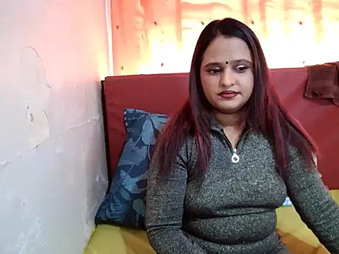 Snapshot of Indian_sunshine chatting on November 17, 2025, 6:28 am Indian sunshine online show from November 17, 2025, 6:28 am