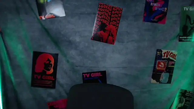 MademoiselleCl online show from November 9, 2025, 7:07 pm