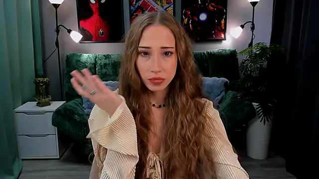 AlexaHarmon online show from November 13, 2025, 6:28 am