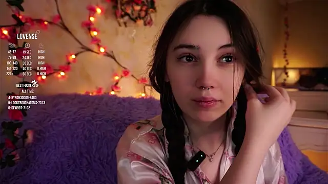 GillianDowdey online show from January 19, 2026, 3:21 am