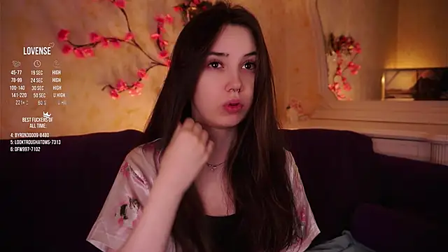 GillianDowdey online show from February 25, 2026, 2:56 am