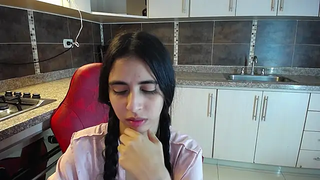 anna alvarez online show from February 15, 2025, 5:17 pm