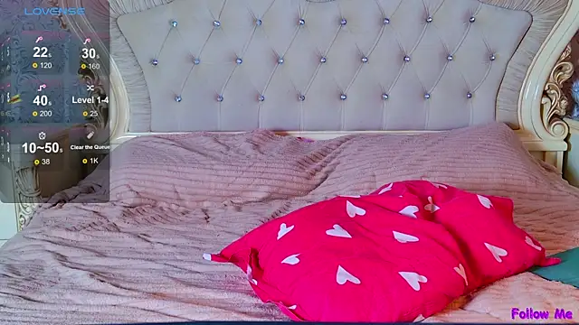 baby lianaa online show from October 2, 2025, 3:26 pm