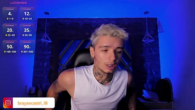 Snapshot of Ian_Castillo_ chatting on February 16, 2026, 11:31 am Ian Castillo online show from February 16, 2026, 11:31 am