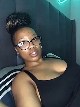 SZA Doja online show from October 18, 2025, 9:33 am