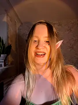 saint cat25 online show from October 30, 2025, 6:05 pm