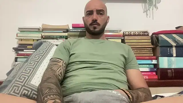 alessandromori91 online show from May 15, 2026, 10:19 pm