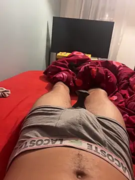 enzomlt online show from December 15, 2025, 1:22 am