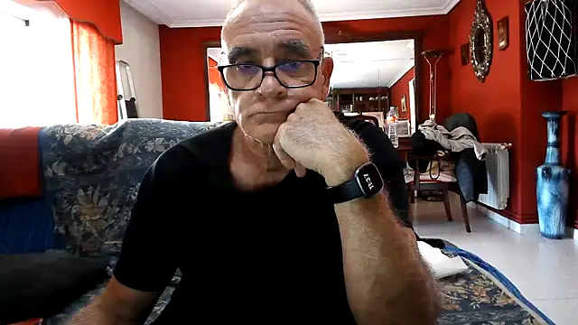 Snapshot of maduroguapo chatting on May 19, 2026, 9:38 am maduroguapo online show from May 19, 2026, 9:38 am