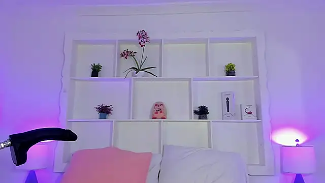 Jenifer Diaz online show from June 5, 2026, 2:01 pm