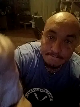 Snapshot of wilsons12 chatting on February 16, 2026, 7:51 am wilsons12 online show from February 16, 2026, 7:51 am