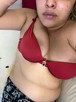 Snapshot of sweetshygirl chatting on December 31, 2024, 2:29 am sweetshygirl online show from December 31, 2024, 2:29 am