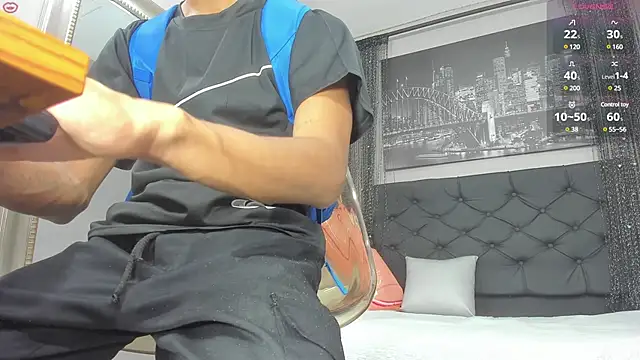 Hotkoljeixxx online show from February 19, 2025, 3:39 am