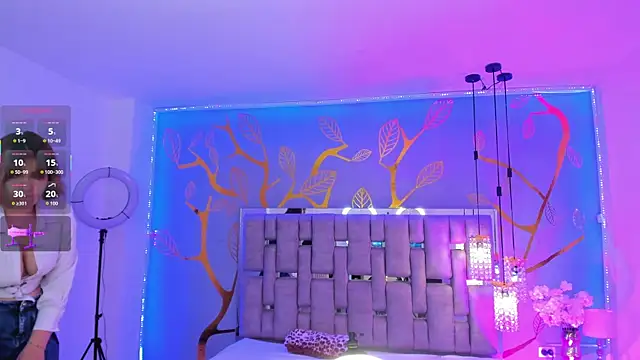 AlessiaDouce online show from November 23, 2025, 8:30 pm