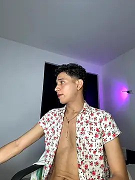 Benjamin Buster online show from December 5, 2025, 4:22 am