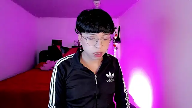 AnggelONfiree online show from October 31, 2025, 12:07 am