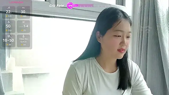 luoxuwen online show from April 14, 2026, 12:59 am