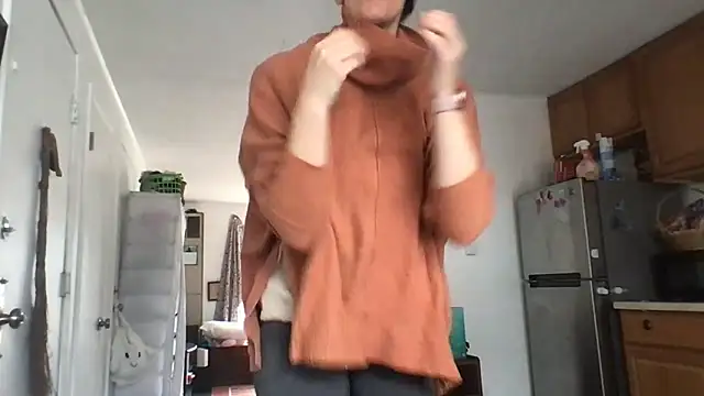 Snapshot of BonfireBonnie chatting on March 20, 2025, 1:04 pm BonfireBonnie online show from March 20, 2025, 1:04 pm