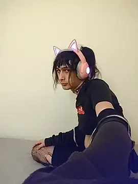 egirl711 online show from December 13, 2025, 8:59 pm