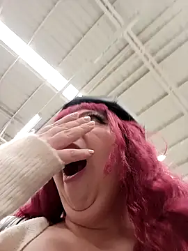 madelaine- online show from November 27, 2025, 7:14 pm