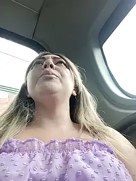 madelaine- online show from January 6, 2026, 6:23 pm