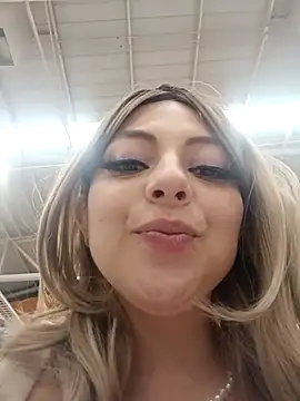 madelaine- online show from November 21, 2025, 7:24 pm