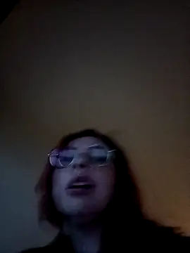 Snapshot of madelaine- chatting on June 24, 2026, 11:24 pm madelaine- online show from June 24, 2026, 11:24 pm