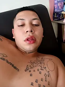 HotBoyJB2000 online show from January 19, 2025, 9:13 pm