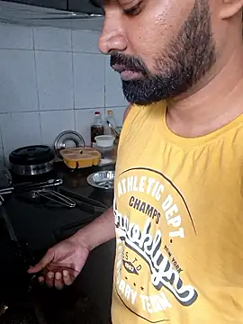 RKumar1994 online show from January 10, 2026, 10:43 am