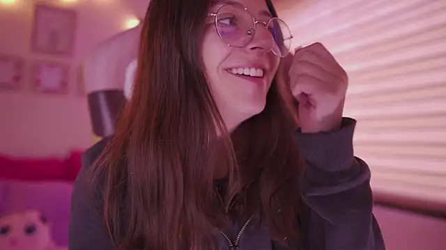 milly kenner online show from February 4, 2026, 7:31 pm