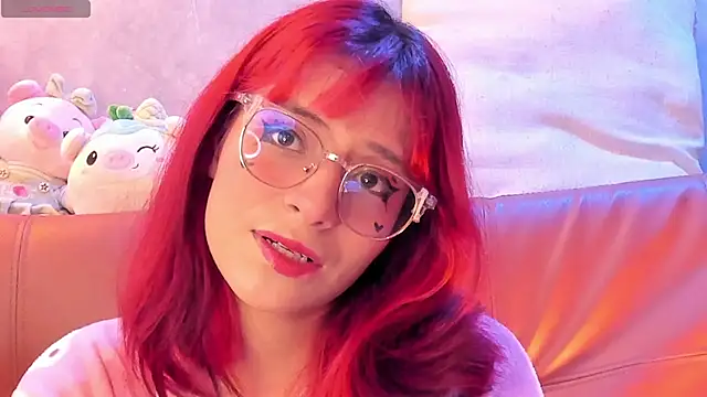 Snapshot of RedMeloddy chatting on February 7, 2026, 4:37 pm RedMeloddy online show from February 7, 2026, 4:37 pm