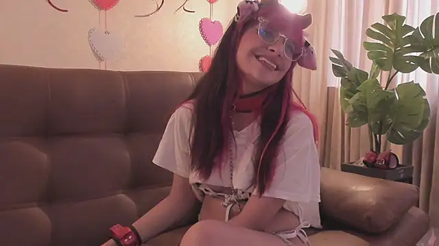 RedMeloddy online show from February 16, 2025, 10:33 pm