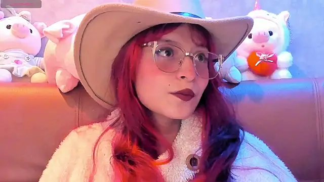 Snapshot of RedMeloddy chatting on February 1, 2026, 2:21 am RedMeloddy online show from February 1, 2026, 2:21 am