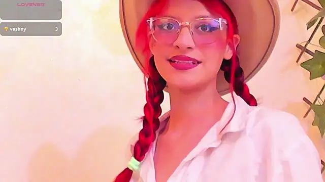 RedMeloddy online show from November 15, 2025, 1:48 pm