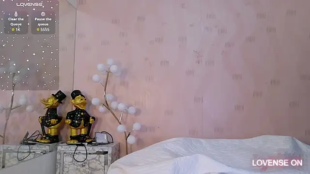 littleebonymommy online show from March 24, 2026, 7:58 pm