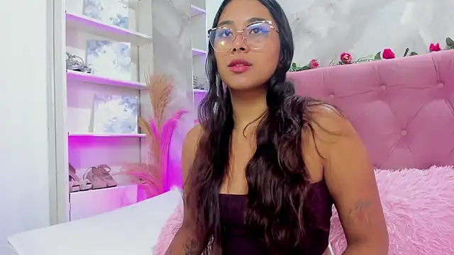 AnnaQueen  online show from September 29, 2025, 4:23 pm
