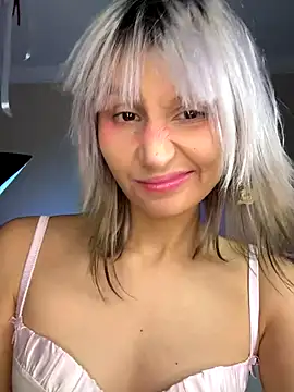 Snapshot of bigbabykiki chatting on November 27, 2025, 6:52 pm bigbabykiki online show from November 27, 2025, 6:52 pm