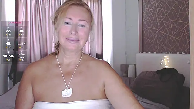 Snapshot of _Monika_sun_ chatting on June 6, 2026, 1:55 am Monika sun online show from June 6, 2026, 1:55 am