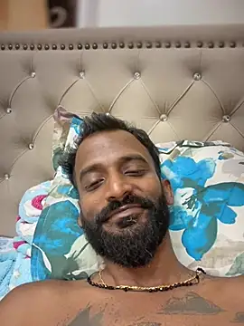 Snapshot of bigfatdick111 chatting on February 27, 2026, 9:25 pm bigfatdick111 online show from February 27, 2026, 9:25 pm