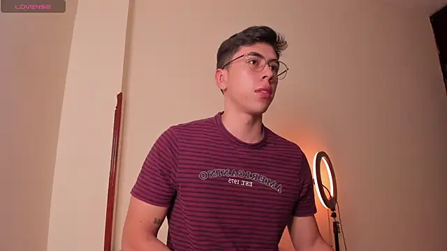 Snapshot of Alexx_oconnor chatting on February 3, 2025, 1:19 pm Alexx oconnor online show from February 3, 2025, 1:19 pm