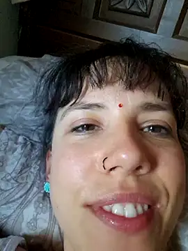 Lyrass online show from December 17, 2025, 9:14 am