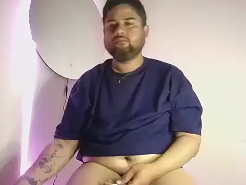 GABRIELGARCIA1313 online show from July 1, 2026, 6:41 pm
