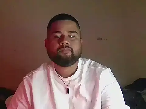 GABRIELGARCIA1313 online show from August 6, 2026, 12:05 am