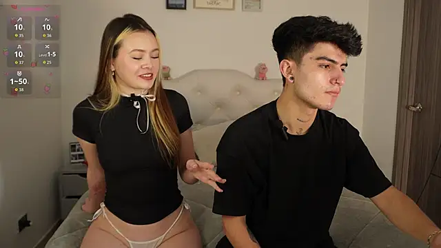 Snapshot of tommy_and_sophie chatting on October 15, 2025, 3:42 pm tommy and sophie online show from October 15, 2025, 3:42 pm