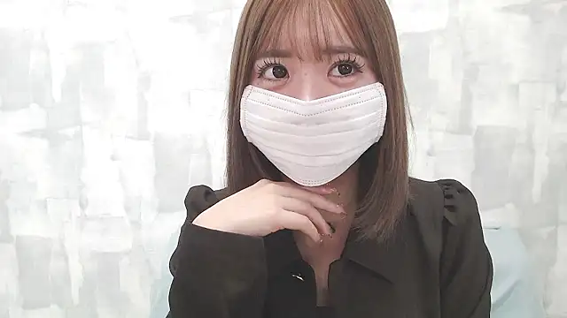 Snapshot of LOVE_MOMO_LOVE chatting on November 19, 2025, 10:26 am LOVE MOMO LOVE online show from November 19, 2025, 10:26 am