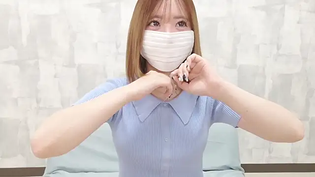 LOVE MOMO LOVE online show from July 12, 2026, 11:33 am