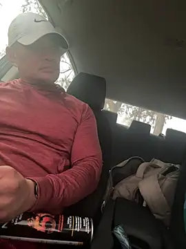 EatMyCake831 online show from February 3, 2025, 10:54 pm