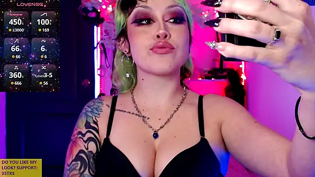 Snapshot of rosse_ivy chatting on January 15, 2025, 5:26 pm rosse ivy online show from January 15, 2025, 5:26 pm